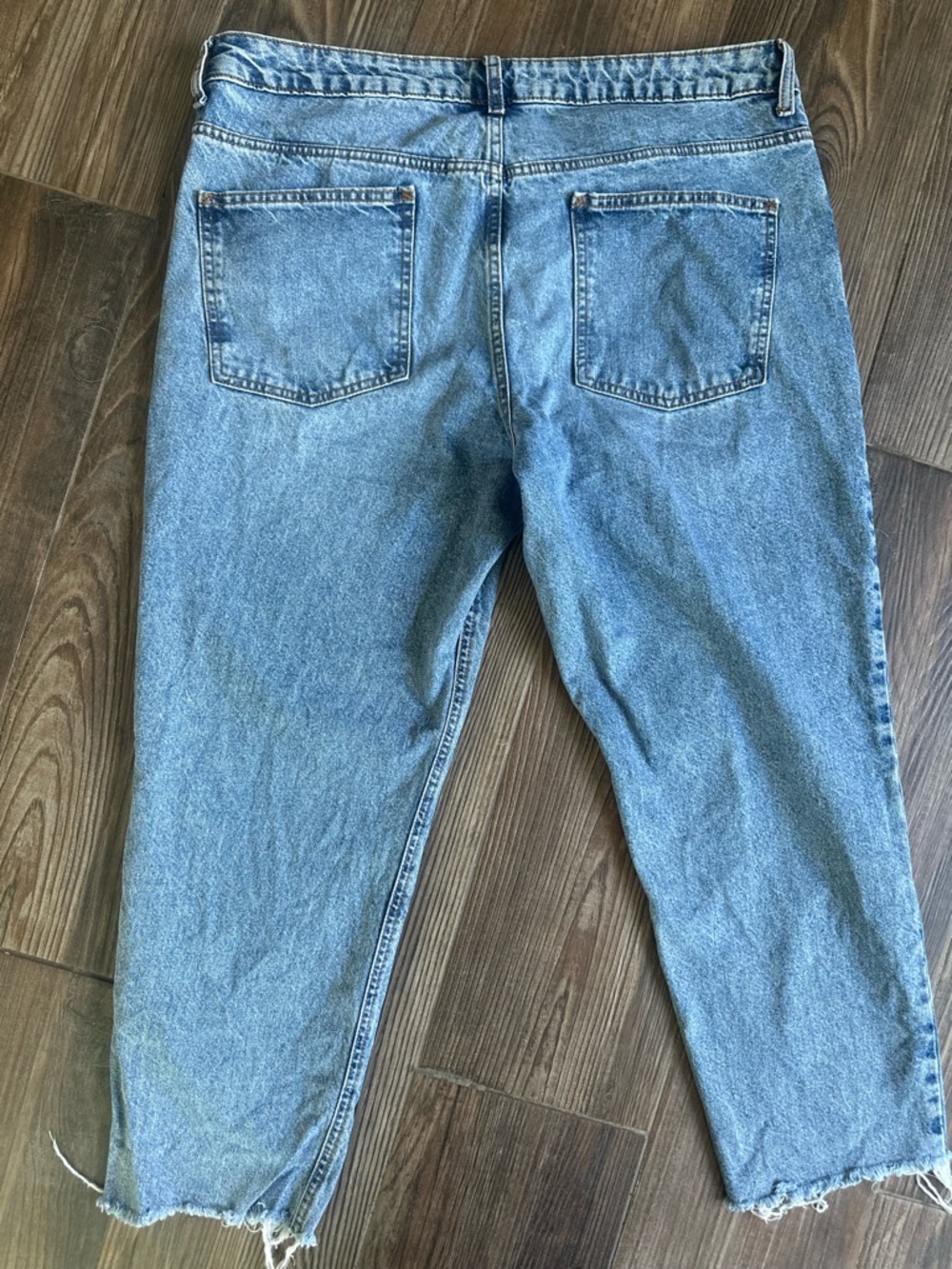 ASOS Light Blue Cropped Ankle Straight leg Denim Jeans - Picture 4 of 12